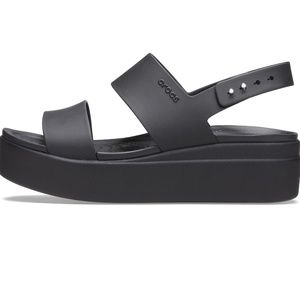 Crocs Women’s Brooklyn Low Wedges, Platform Sandals